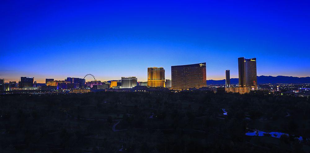 Renaissance Las Vegas Hotel Bagian luar foto